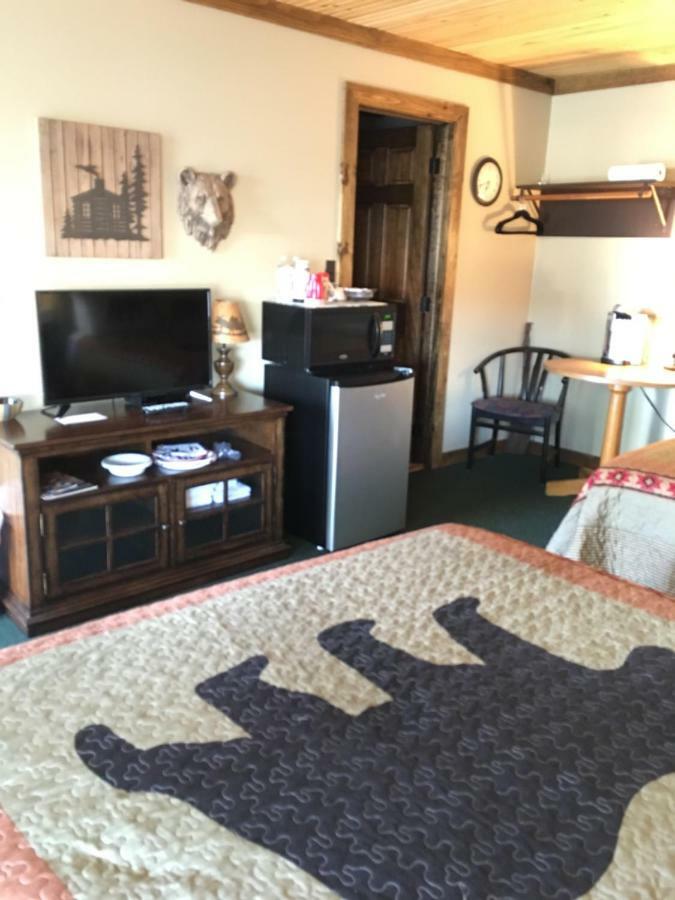 Warrensburg Inn & Suites - 6 Mi To Lake George Экстерьер фото