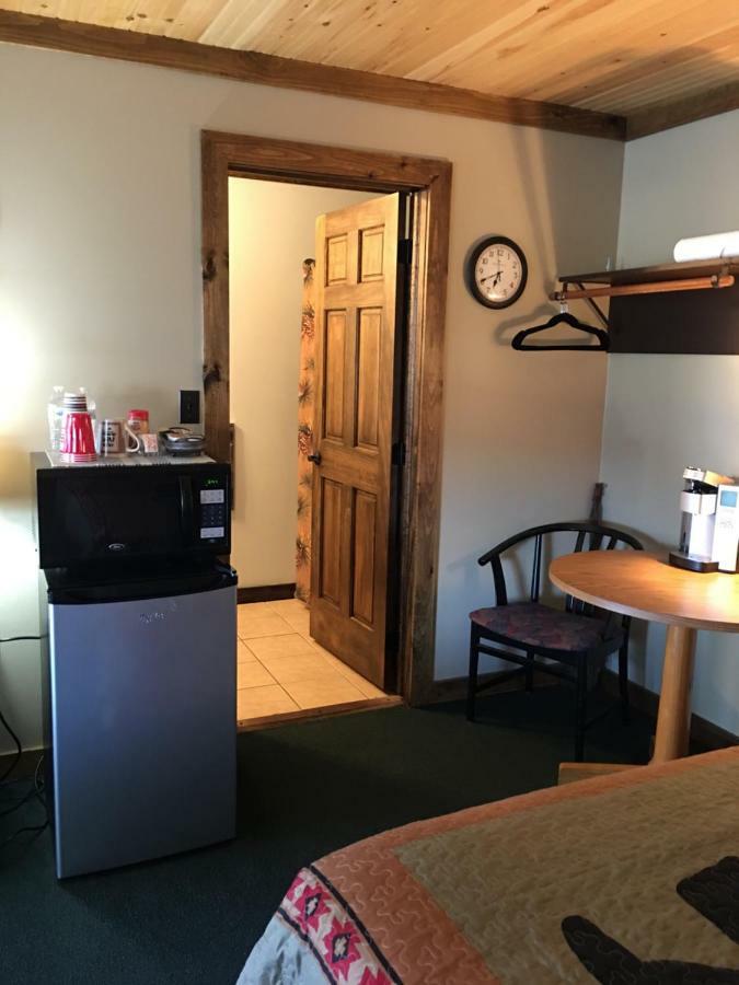 Warrensburg Inn & Suites - 6 Mi To Lake George Экстерьер фото